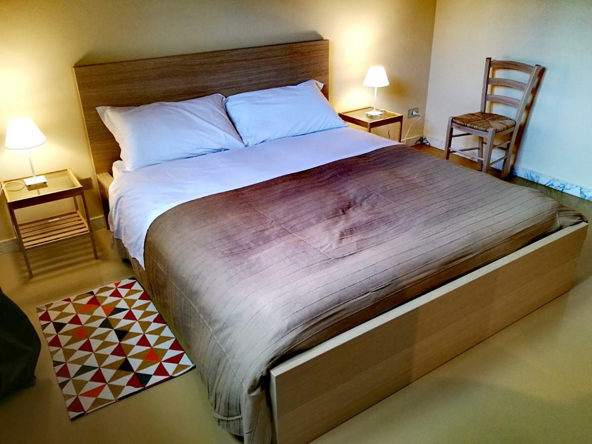 Brezzolina Apartment With Parking Битонто Екстериор снимка