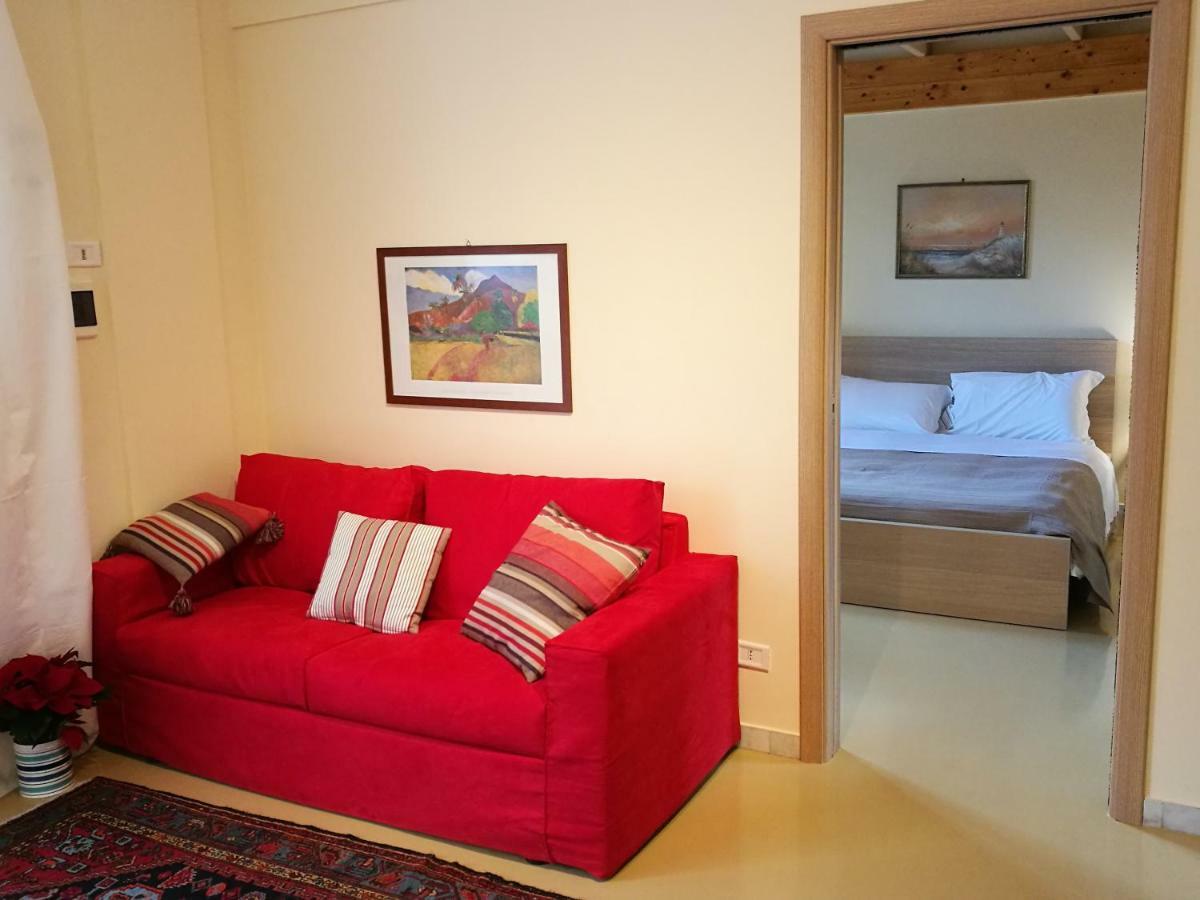 Brezzolina Apartment With Parking Битонто Екстериор снимка